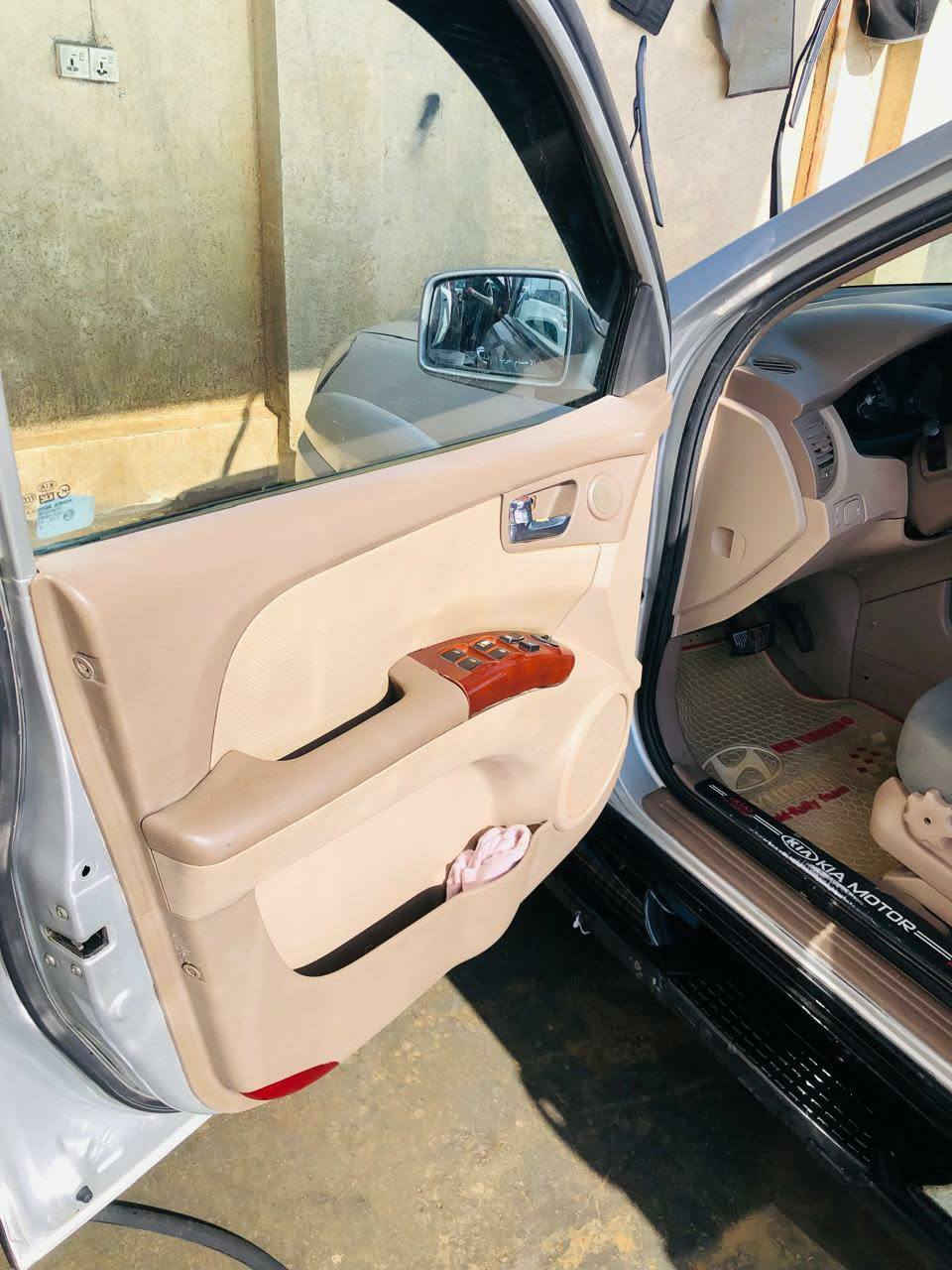 سيارة كيا سبورتج ٢٠٠٩ مكينه ٦ سلندر  ٢٧٠٠وارد خليجي دواخل بيجي بأسمي رقم بغداد مشروع وطني ل٢٠٢٦ السيارة مكفوله من الصبغ والضربه فتحه بالقمارة شاشه وكاميرا خلفيه و مثبت سرعه الگير نمرتين عادي واوتوا  فقط صبغ (الدعاميات والترايش للجماليه لا أكثر) عارضه ب125$ وبيه مجال بسيط. الديوانية
هاتف

***********

***********
