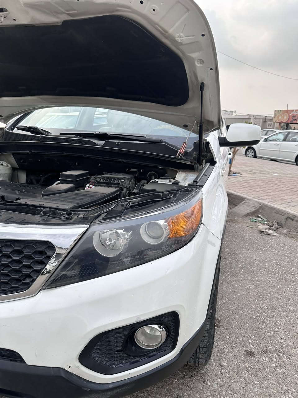 سورنتو 2012خليجي
محرك 4 سلندر 

ماشية : 255 الف 

رقم اربيل وجديد باسمي تحويل ثاني يوم

سنوية ينتهي شهر 4 /2026

تبريد قطعتين

سياره نضيفه حيل مابيها اي شي عدا بارد باب خلف سايق 

7راكب

والسعر147ورقه وبي مجال

***********
