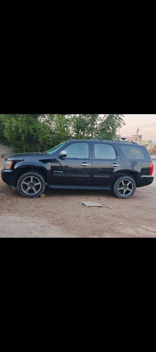 السلام عليكم للبيع تاهو رقم بغداد بسمي تحويل ثاني يوم موديل 2008 بيه جاملغ وبنيد وبيه مكانات صبغ ابيع صبغ حزام  فول مواصفات سياره تخم تاير جديد كير ومكينه بل  جيس تبريد ثلج سياره نضيفه خير من الله بيه منضومه غاز السعر 170 العنوان بغداد المعامل غير متواجد ع لفيس انا مكلف بل النشر هاذا رقم صاحب السياره ‏***********
