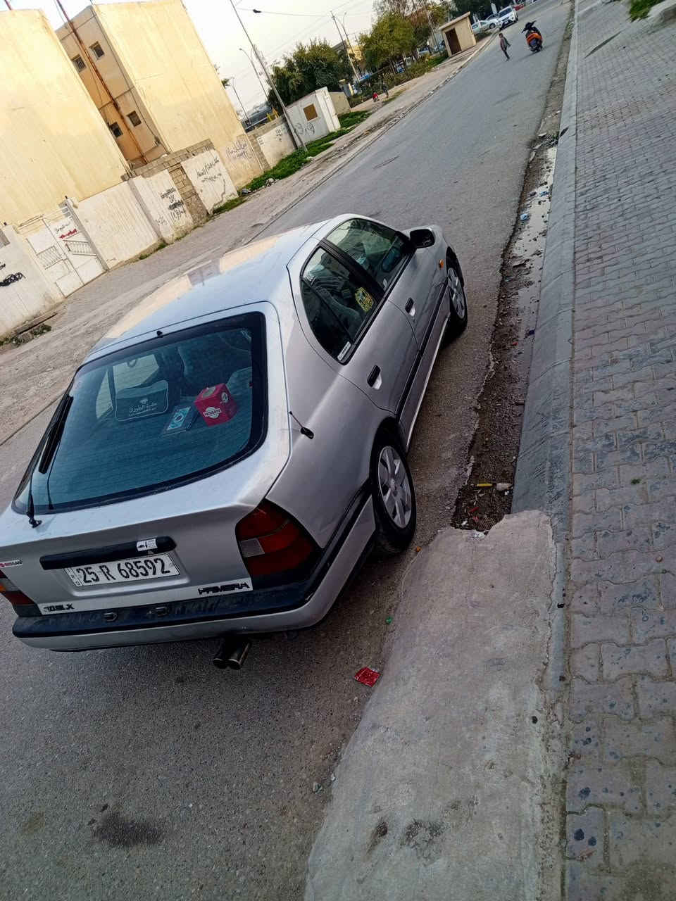 سلام عليكم 
سياره نيسان برميرأ
موديل ١٩٩١
سياره خير من الله كله ع بلاد 
تايرات جديد 
داخل نضيف
تبريد ثلج 
تدفئه  
مكينه خير من الله 
مرشوشه للجماليه 
كفاله عامه 
للاستفسار ***********
السعر خابر ع رقم اني مو صاحبه
