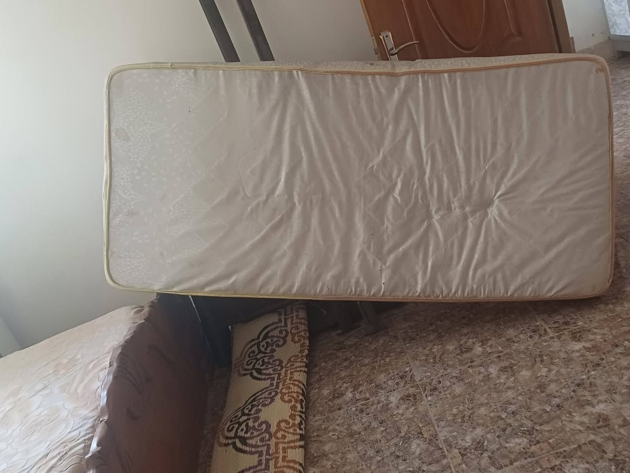 السلا عليكم متاح جربايه استعمال قليل كامله وجاهزه


**إذا كنت صاحب هذا الإعلان وتريد حذفه لأي سبب، رجاءا أرسل رسالة إلى الدعم الفني**