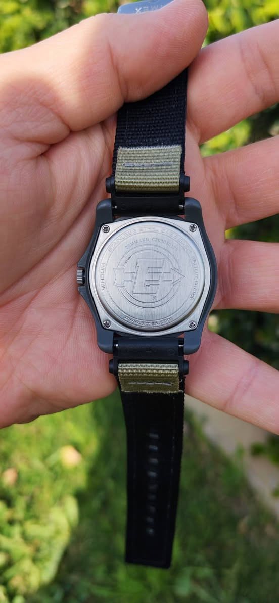 سلام عليكم ورمضان كريم 

* تايمكس عسكري كالجديد
* هيكل الساعه من الكاربون 
* نظام 12/24
* قطر 40
* مقاوم ماء 200 متر 
* اضاءه 
*سير كتان 
* السعر 55 الف 
* متوفر توصيل


**إذا كنت صاحب هذا الإعلان وتريد حذفه لأي سبب، رجاءا أرسل رسالة إلى الدعم الفني**