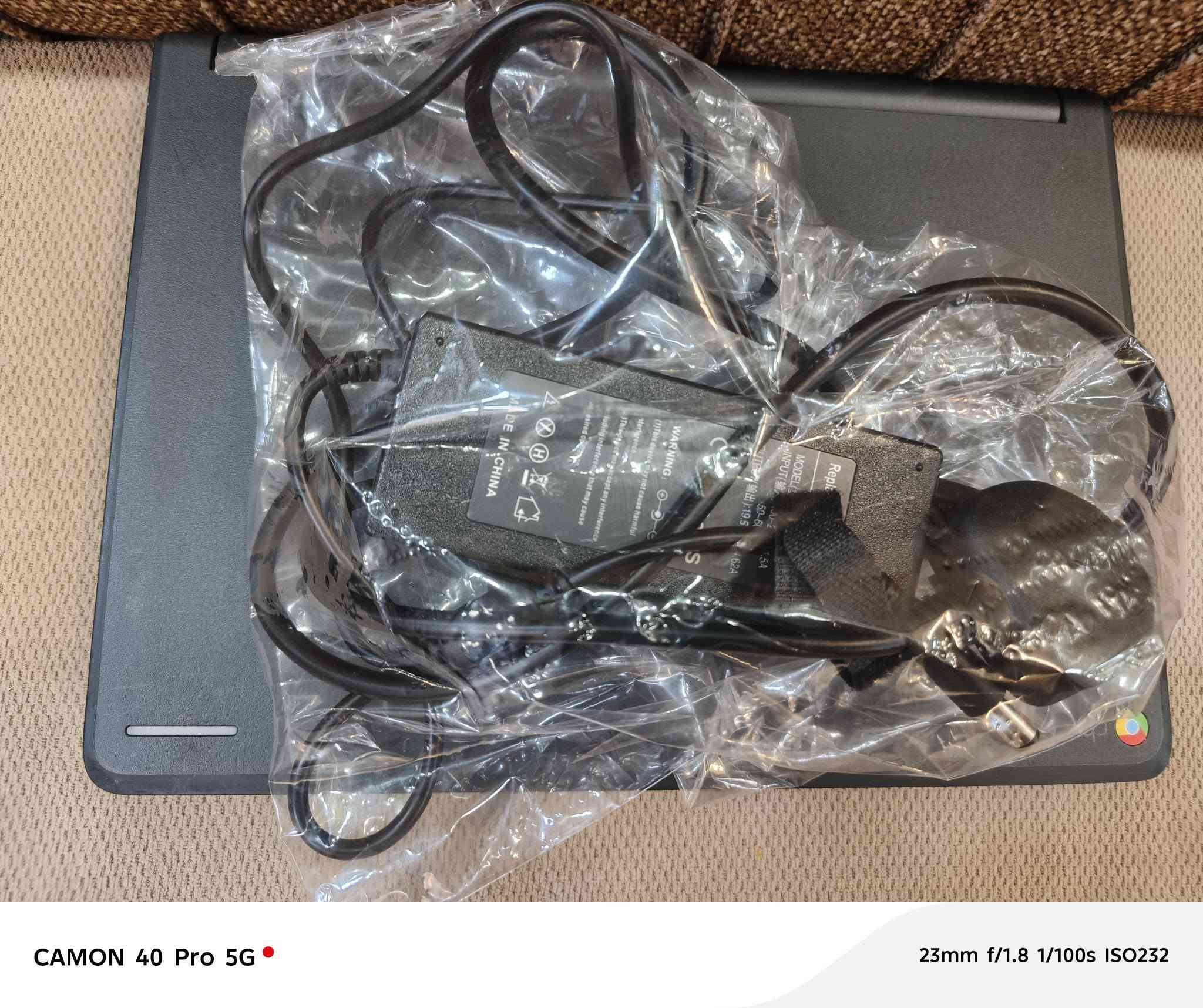 سلام عليكم شباب وبنات لابتوب للبيع نوعيته دل جديد بلجيس وليس مستخدم مال دراسة الحجم الصغير مع شاحنتة جديدة بلجيس السعر ١٠٠ وبي مجال قليل مكاني بغداد الحرية الشراي يتصل *********** بي واتساب واهلا وسهلا بلجميع
