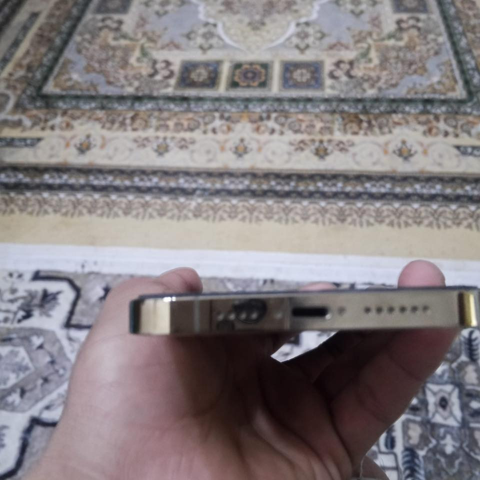 سلام عليكم آيفون 13برو ماكس ما مفتوح بطارية 90وتر برو السعر ٨٠٠وبي مجال الاستفسار ***********
