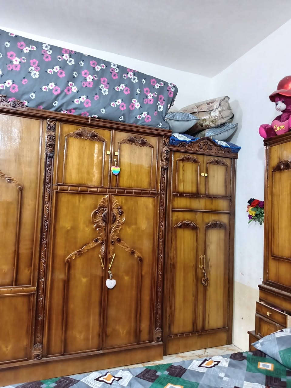 السلام اعليكم هاي الغرفه للبيع استخدام اقل م̷ـــِْن شهر لغرض السفر العنوان الديوانيه للاستفسار خاص او عل هاذه الرقم ***********
