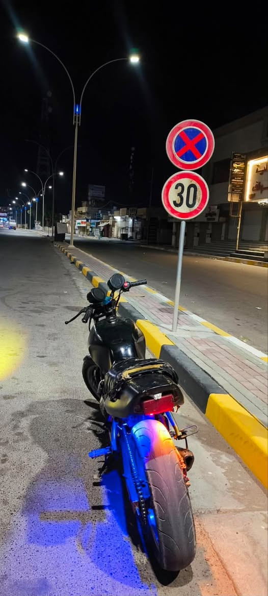 السلام عليكم دراجه للبيع cb(محرك جني) مجفت جديد لا تنقيص ولا تبخير
السعر٣٥٠ وبي مجال بصيط ((ويرهم مراوس شعندك نزل)) للستفسار//‭***********‬
