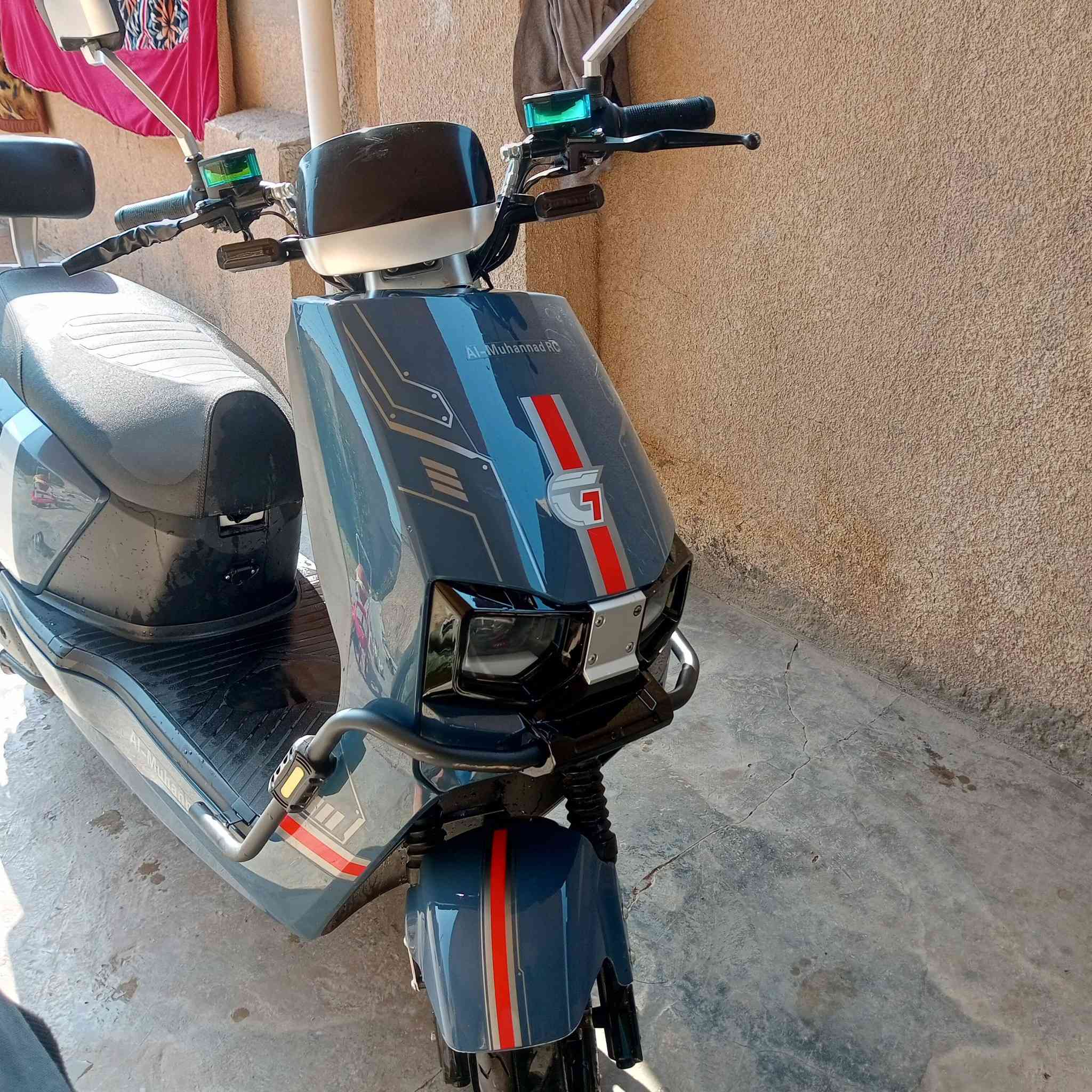 سلام عليكم موطور شعن لبيع نضافه فور بطاريات فول مابي يشي نقص ورينه جينه خاص ودك عله هذه رقم‏‪***********‬‏
