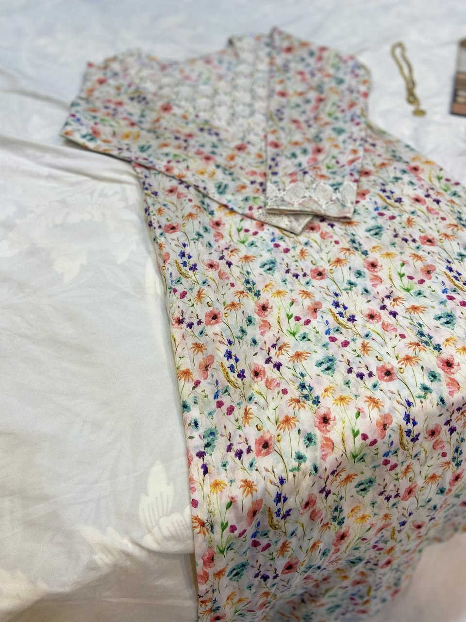 السلام عليكم بنات متوفر مخاوير أطفال ونسائي الاسعار مناسبه كلش  باله نضيفات


**إذا كنت صاحب هذا الإعلان وتريد حذفه لأي سبب، رجاءا أرسل رسالة إلى الدعم الفني**