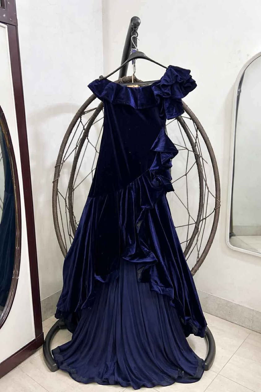 فستان قديفه شحن من السعوديه 
موديل غريب وماموجود سعره 100
مستخدم ساعه فقط المحاويل, بابل


**إذا كنت صاحب هذا الإعلان وتريد حذفه لأي سبب، رجاءا أرسل رسالة إلى الدعم الفني**