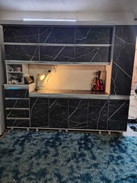 كاونتر مع سنك للبيع نضيف حيل سعر 400بي مجال عنوان مدينة صدر تواصل 0773...