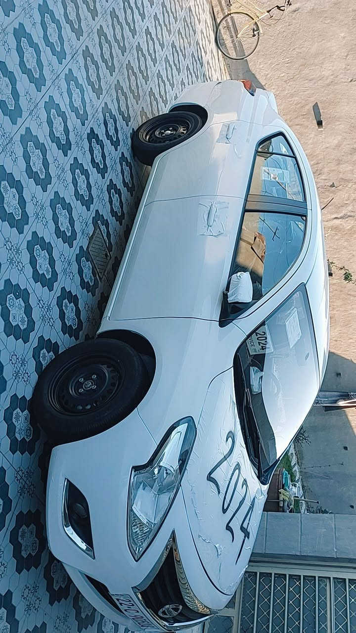 للهم صل على محمد وآل محمد
 سلام عليكم للبيع فقط سني مصري
ماشيه 40 
  موديل 24 بيها قطعتين تبديل جاملغ وبنيد بدون اي دواخل وباقي سياره كفاله من رصعه ومن شخط كفاله سياره حيل حلوه ونظيفة شرط سبيرها منازل اي نقص بسياره ماكو اتجي شغل وتتوكل 
مكان سياره بابل 
وبسعر مناسب اتحداك اتلكه هيج نضافه وابهيج سعر 
سعر سياره 110 وبيها مجال


**إذا كنت صاحب هذا الإعلان وتريد حذفه لأي سبب، رجاءا أرسل رسالة إلى الدعم الفني**