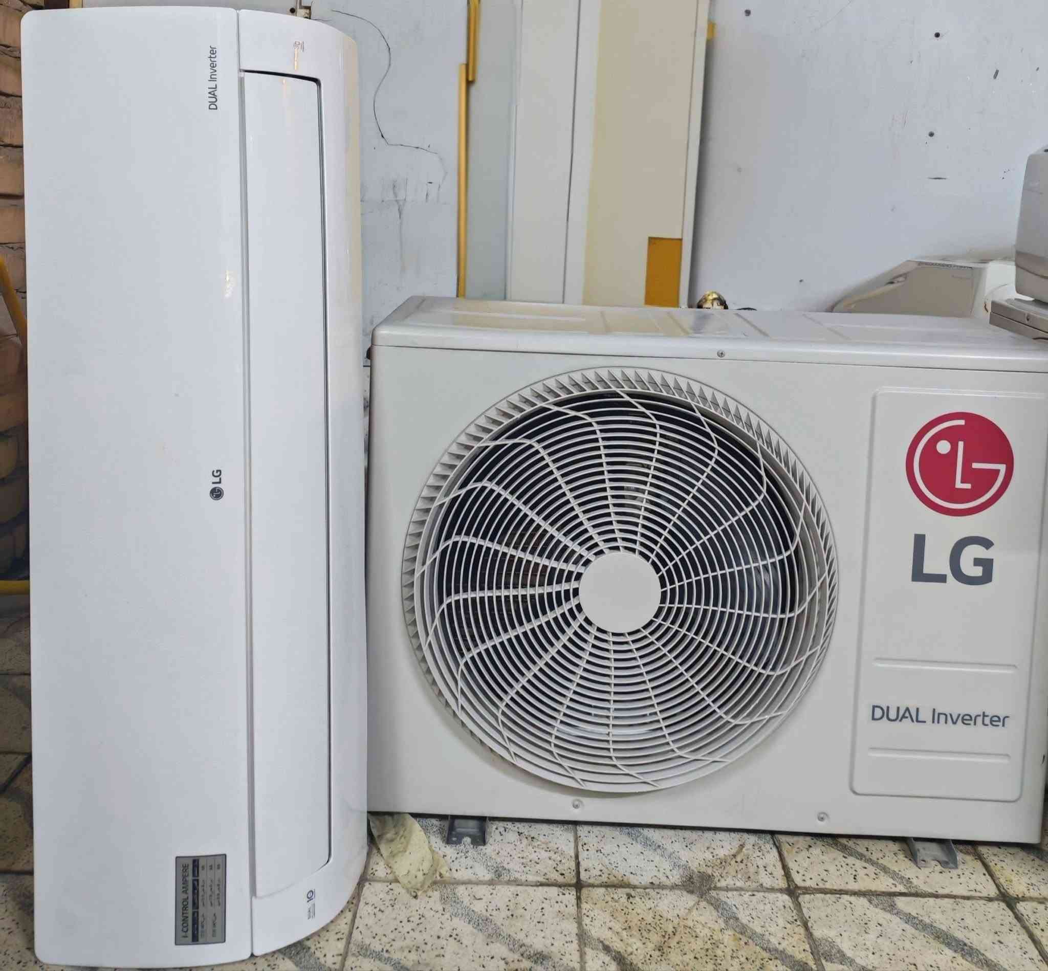 السلام عليكم 
مكلف بالنشر 
سبلت وادي الرواشد 2 طن انفيرتر
سبلت  LG  1'5 طن انفيرتر تحكم مشتغل أربع أشهر فقط 
سبلت TCL  1,5 طن انفيرتر تحكم 
للبيع  النظافه فول 
***********
