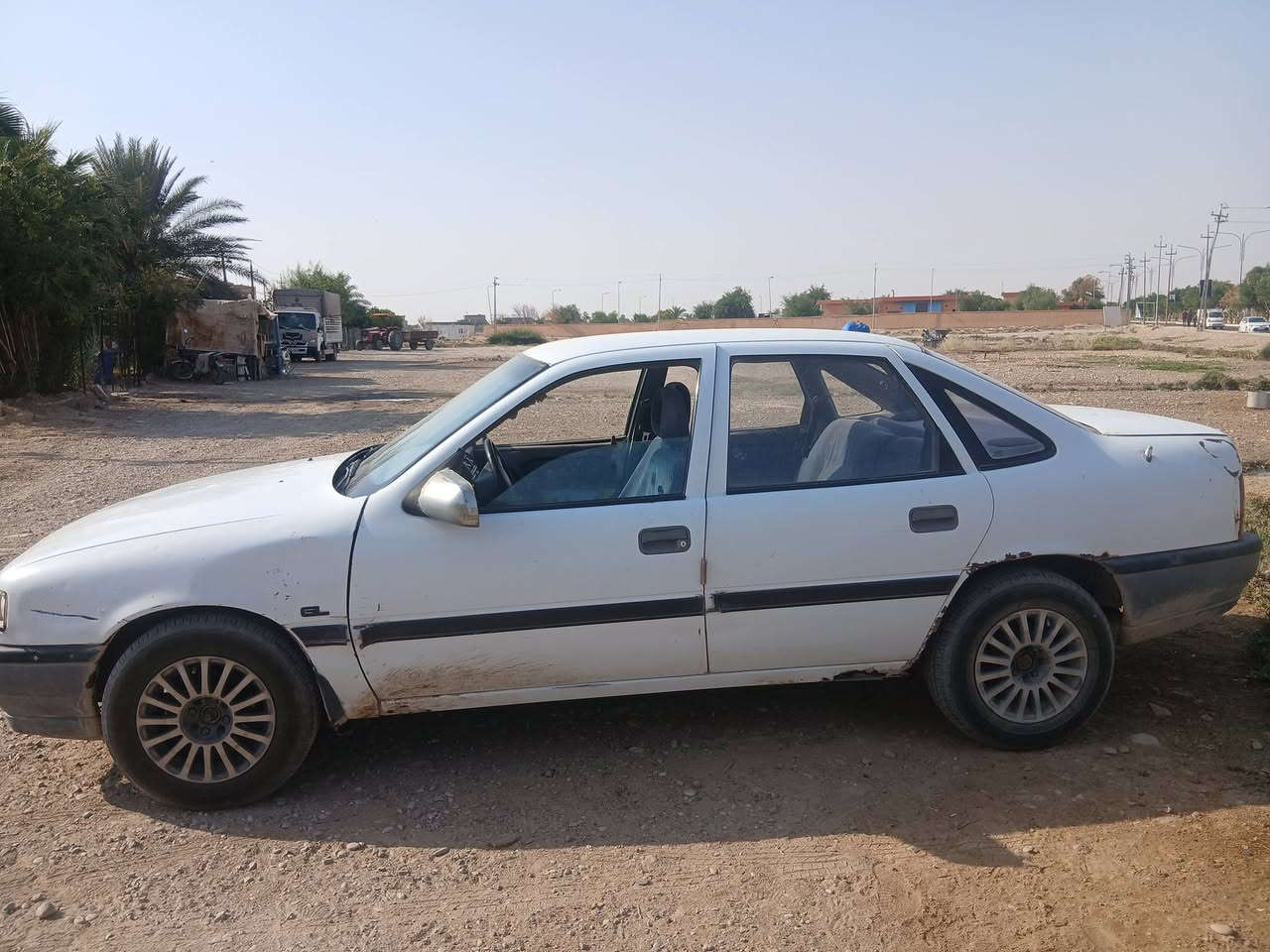 سلام عليكم
اوبل فكترا موديل 1992
كيرعادي 
محرك18
رقم ديالى سنويهمن لنهايه٢٠٢٦بطاقه بنزين بي. شرط تحويل 

كهربائيات كلها شغال تتفيه شغال 

تايرات جديده
***********
عنوان ديالى
