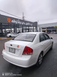 سيراتو • ٢٠٠٩ • بدون صبغ