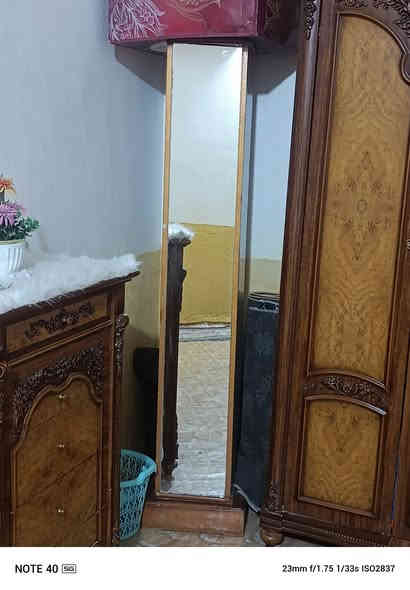 غرفه كويتيه البيع مكاني شطره حي الزهراه وهاذه رقمي ***********
