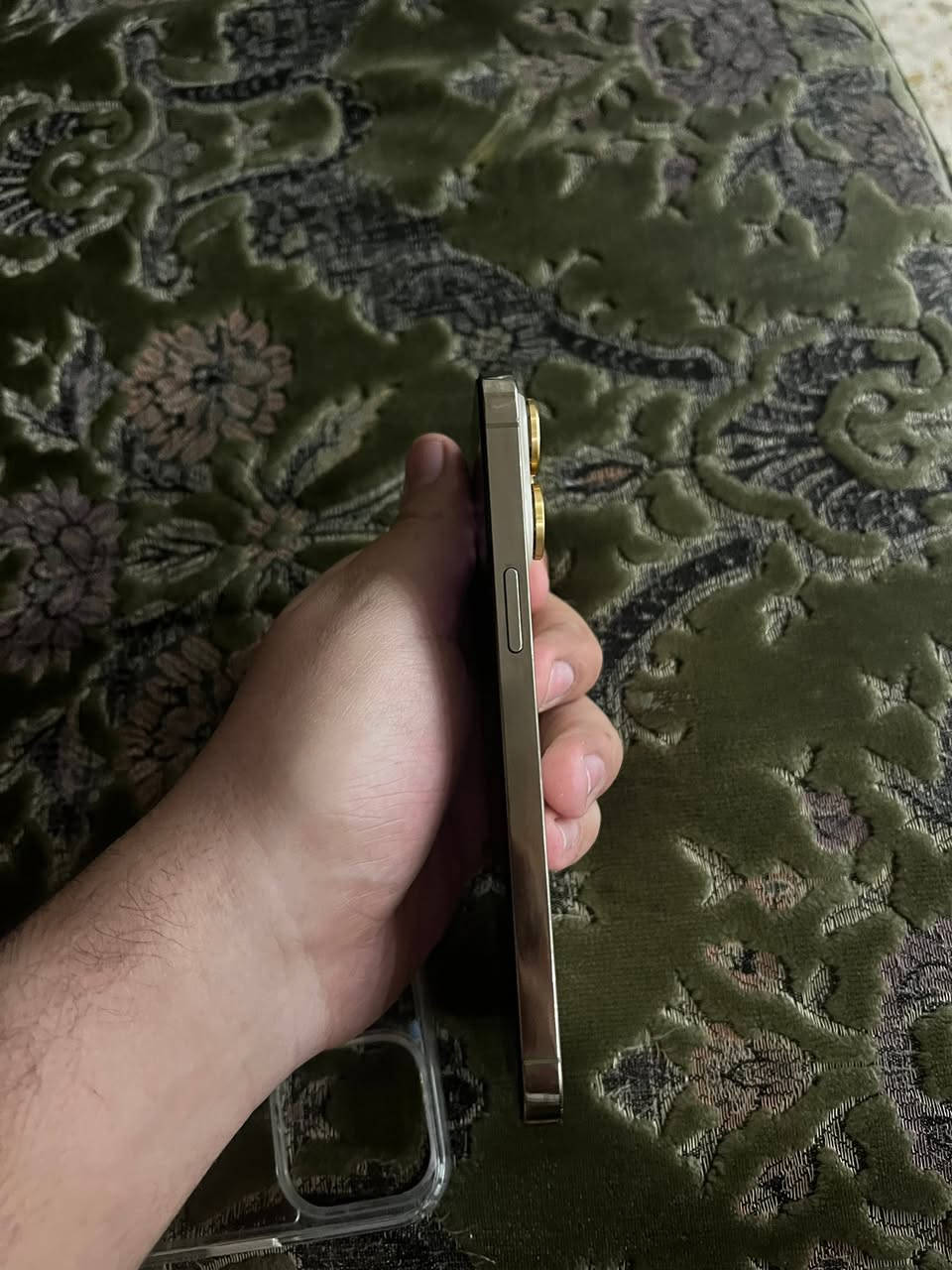 سلام عليكم
١٤برو ماكس ذهبي دبل شريحه ذاكره ٢٥٦
الجهاز نضيف  كلش بطاريته ٨٦ 
٨٥٠ 
***********
