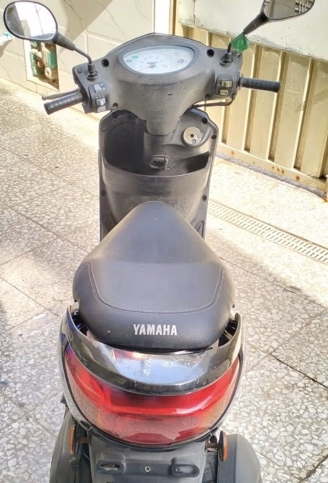 للبيع دراجه ببغاء  نضيفه وبلاديه وكل نقص مابيها  مكفوله يعني من كلشي سعرها 950الف مكاني بغداد البلديات للتواصل ***********
