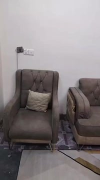 سلام عل يكم تخم تسكام للبيع لمكان حي لبساتين 07714150686سعره ٢٠٠ وبي م...