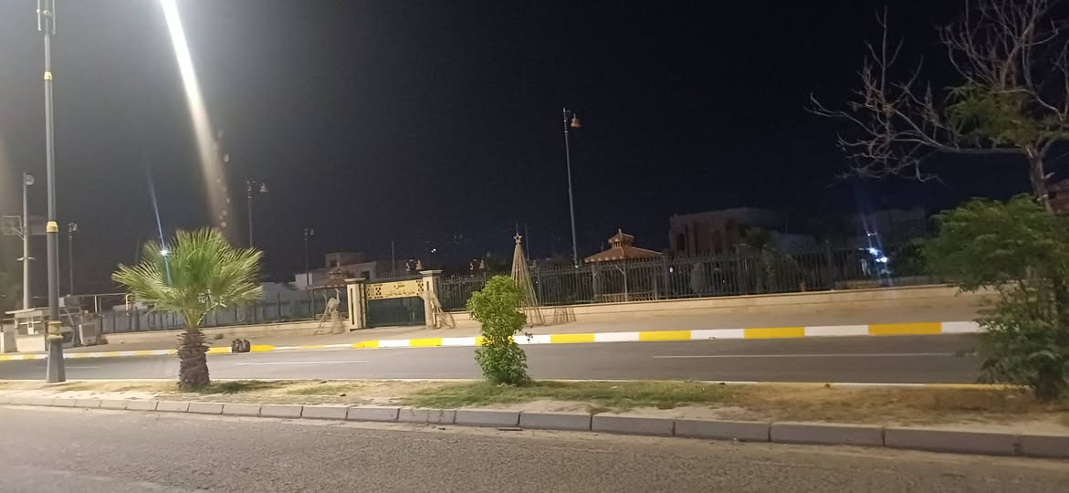 السلام عليكم 
محلات تجاريه للآجار 
العنوان الشارع العام مقابيل منتزه بلديه الدور 
للأستفسار ***********
