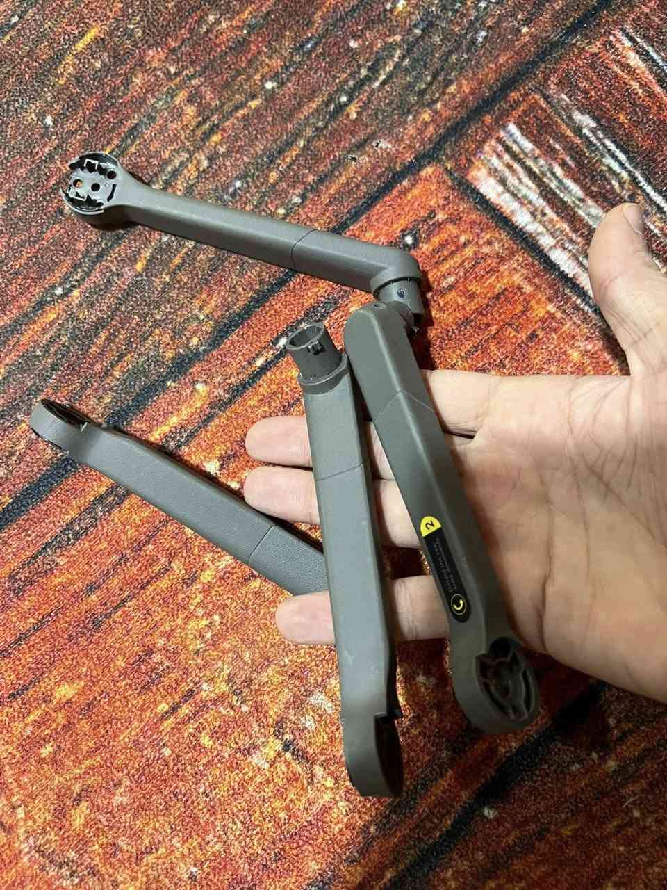 اذرع مافك تو/برو/زوم يخدمن اهل الصيانه
يتوفر توصيل 
***********
