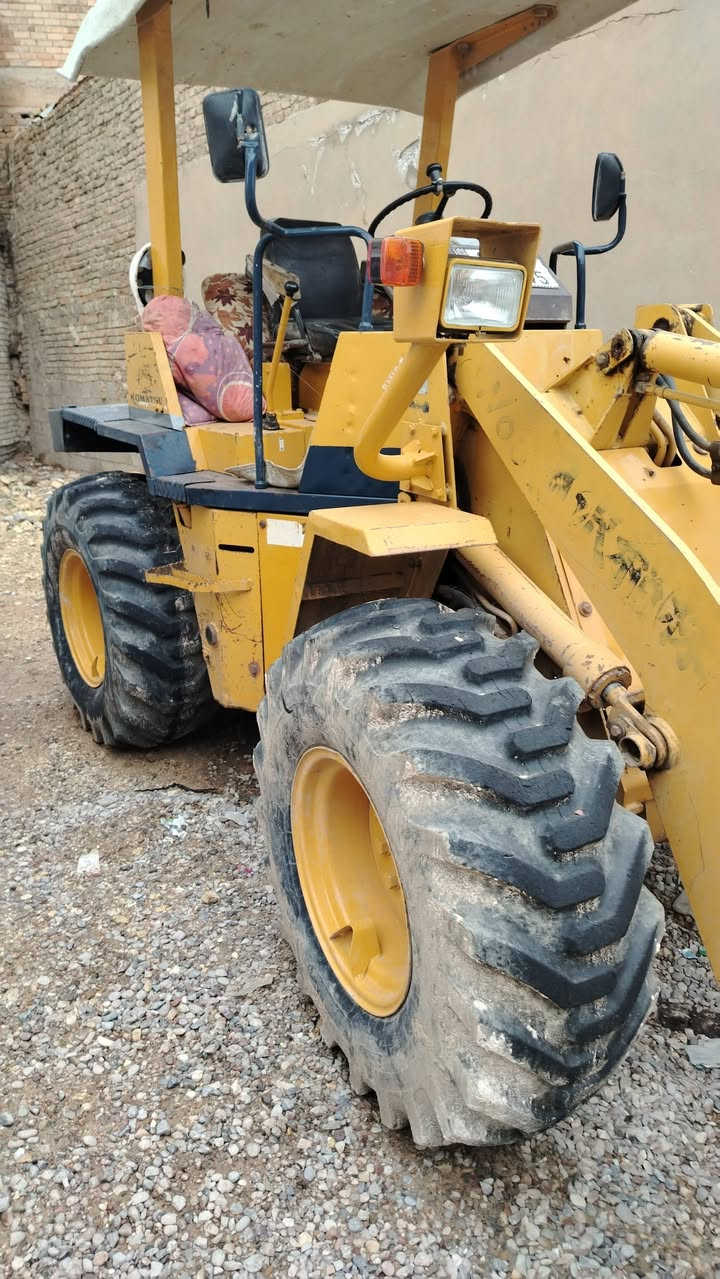 السلام عليكم شفل كوماتسو 70 لبيع
موديل 1998 اصل
رقم انكليزي بغداد
العنوان بغداد الشعب للاتصال ***********
سنويه 2031 تنتهي
