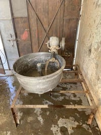 عجانه ام  ٤٥٠ نضيفه معمره جديد   للبيع  سعر ٢٥٠ قفل  07851089986