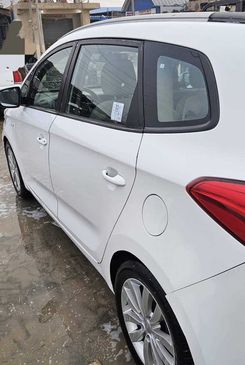 السلام عليكم
للبيع كيا كارنز 2014
خليجي
محرك 2000 دوش
سبعة راكب
كل التفاصيل موضحه بالسونار المرفق مع الصور بالمنشور
مكان السياره السماوه 
السعر 143 مع المجال البسيط 
*********** الشراي اتصل وكلشي سهل..
