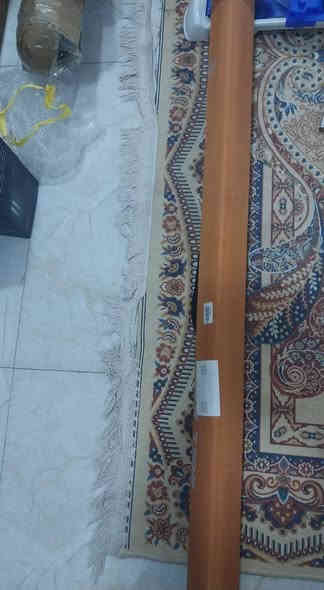 البيع كلشي بسعره 
***********
