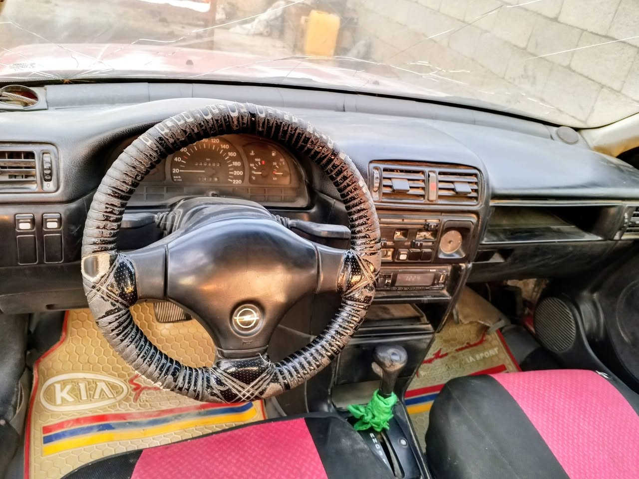 اوبل فكتره مكينه 2000 حجم 20... سنويه لل 28 رقم بابل  
موديل 1990 السعر 22 للاستفسار ***********
