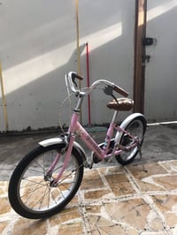 بايسكل بناتي حجم 18 ياباني اصلي مال حاويه اشتريته من شارع فلسطين السعر...