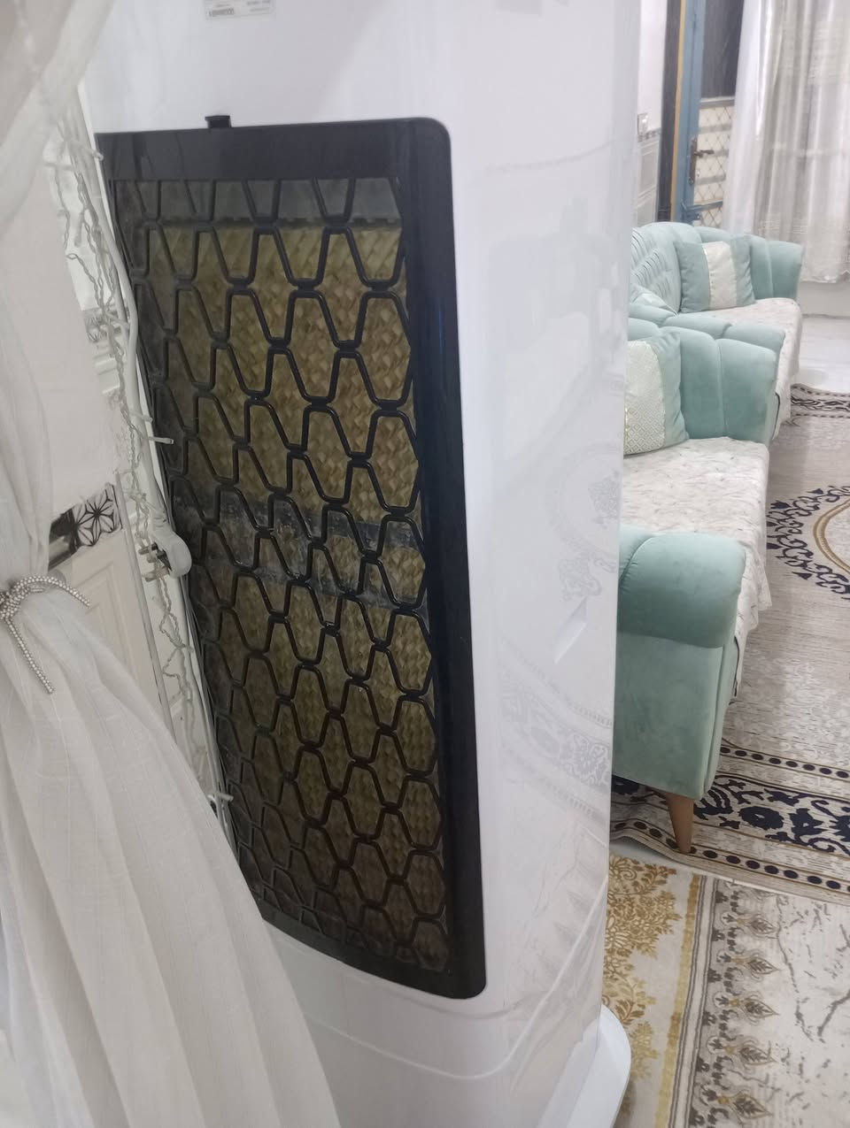 السلام عليكم مبرده جديده مشتغله فقط شهر انفيرتر كربلاء مجمع الدله السعر 250 استفسار ***********
