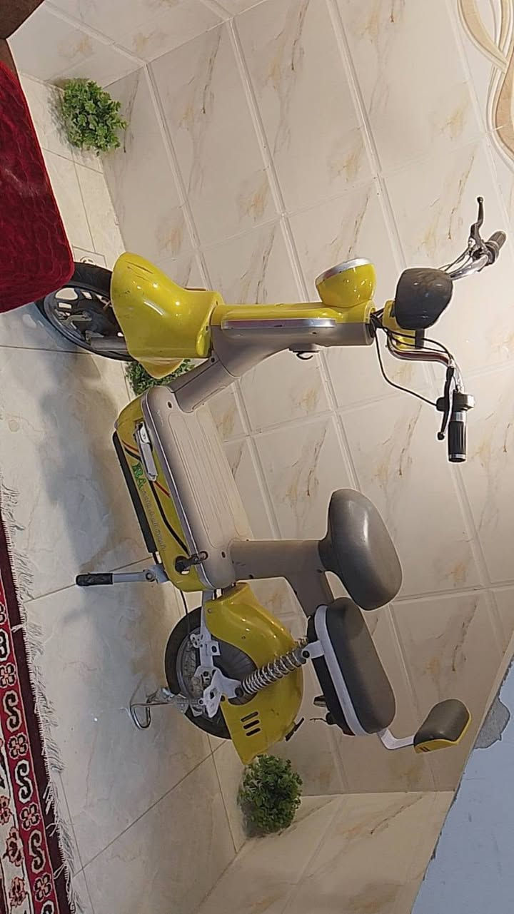 دراجه شحن حجم 14نضافه فول بصمه وسويج وكرت 3سرعات قفل تاير بلوتوث كلها شغاله سعر 250قفل مشتل شارع لمطبك ***********
