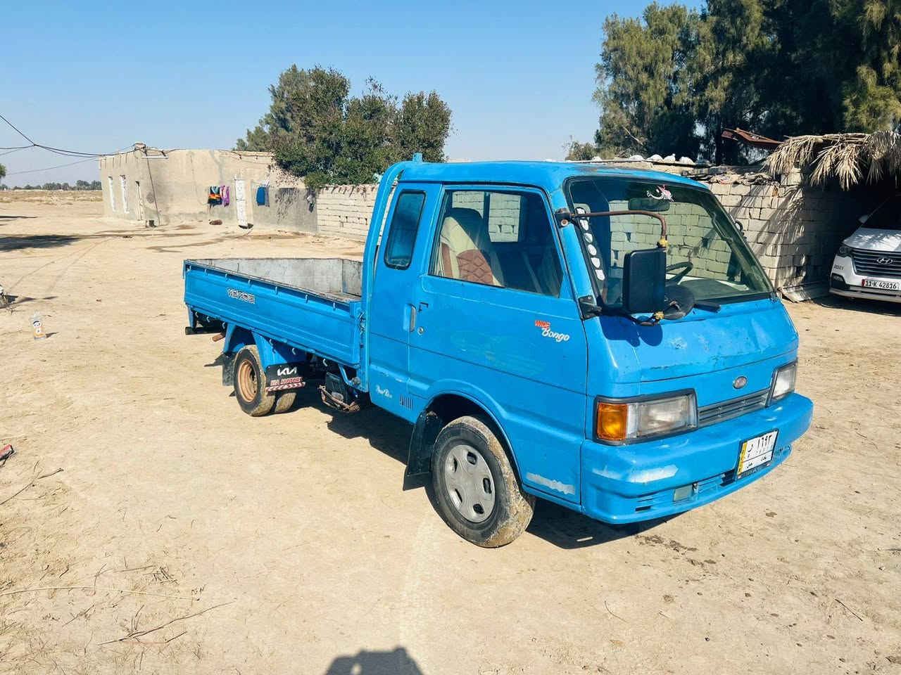 السلام عليكم البيع كيه حمل موديل 94 رقم بغداد شرط تحويل  سياره جديده مكفوله كفاله عامه محرك بم  ***********  ***********
