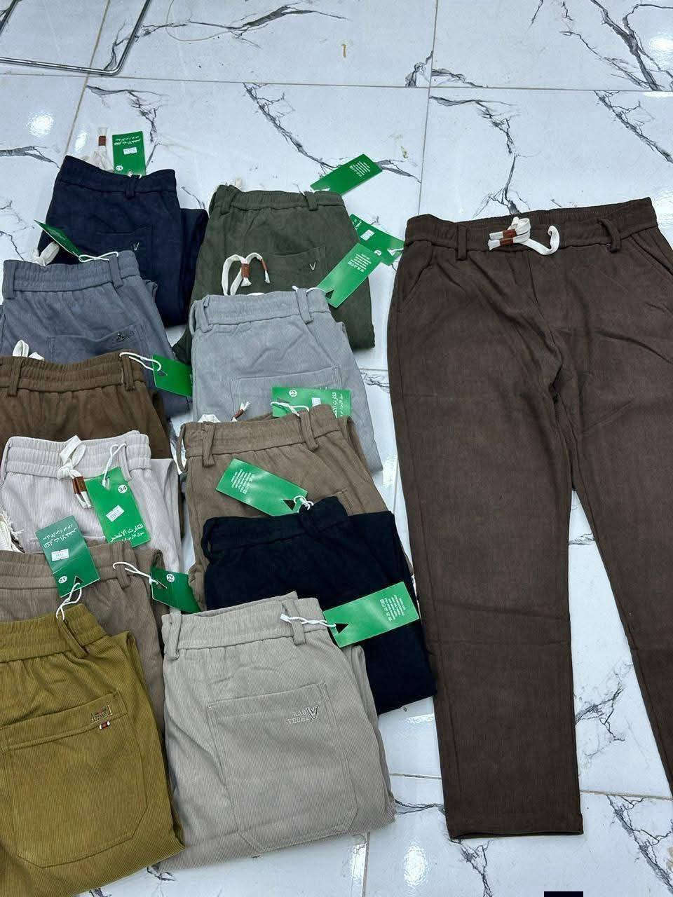 عندي تصفية مجمع بجامه وهوديات وبنطايل قماش وبناطيل كابوي وبجامه ام البنطلون وبجايم موديلات هواي بيهن وقماصل سبب البيع السفر مكاني نجف بس شراي يراسلني فدوه اروحلكم***********
