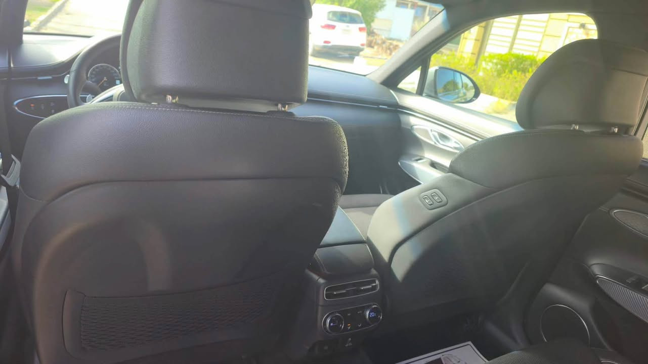 جينسيس جي في 70 2023 وارد أمريكي بدون ايرباك مواصفات سبورت برستيج 2500 توربو فول اعلى مواصفات
جاملغ الامامي مفتوح ومشدود نفسه وجاملغ خلفي وباب خلفي صبغ موضح بالسونار
السعر 30500$ 
*********** بغداد, العراق
