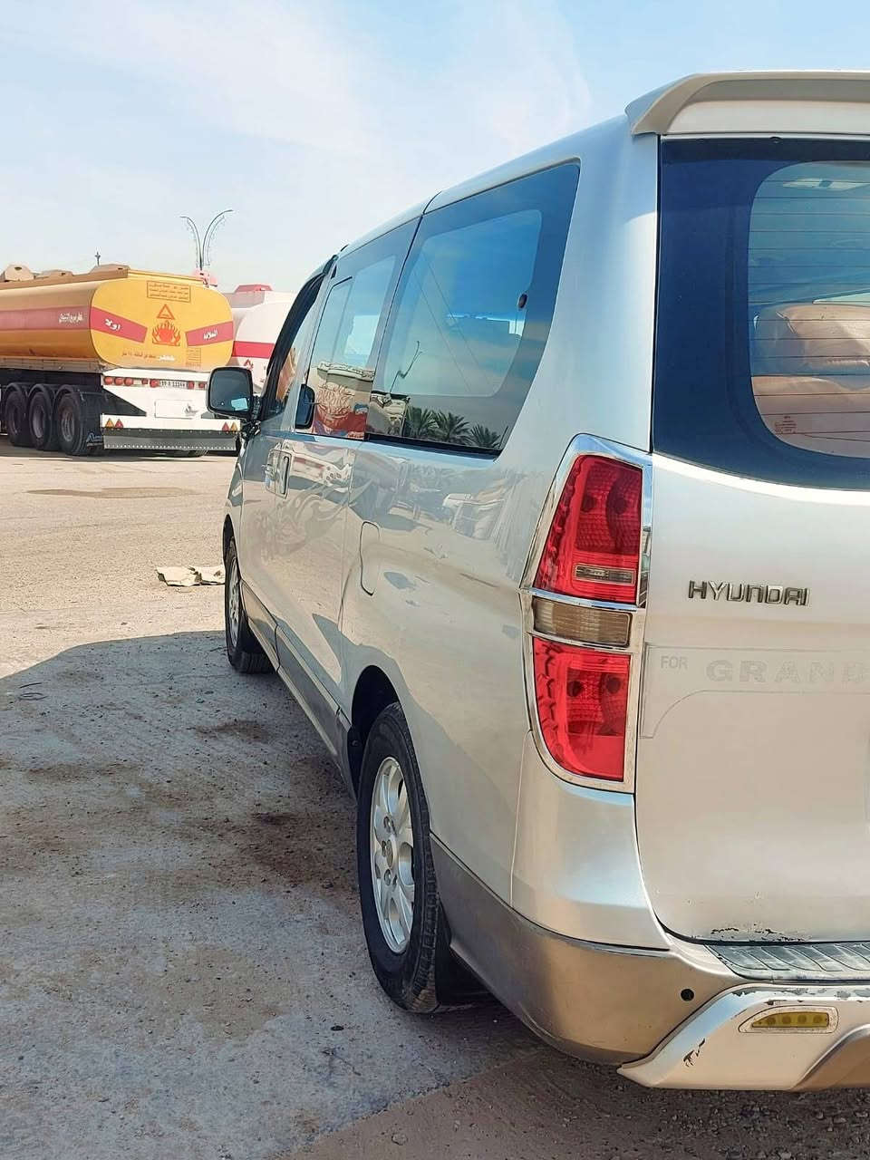 سياره ستاركس 2009 مكفوله السياره شرط سونار المكان بابل الاتصال على الرقم ***********
