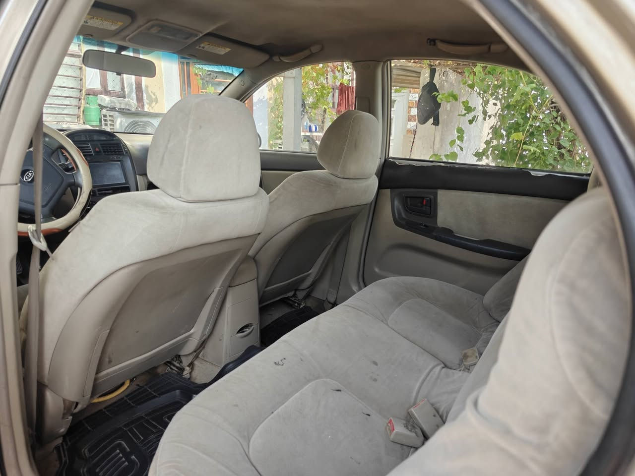 سبكتره 2007 كلش نظيفة وجاهزه صبغ جماليه بدون ظرر السعر 68 مكانه بين كربلاء والنجف حيدريه ***********
