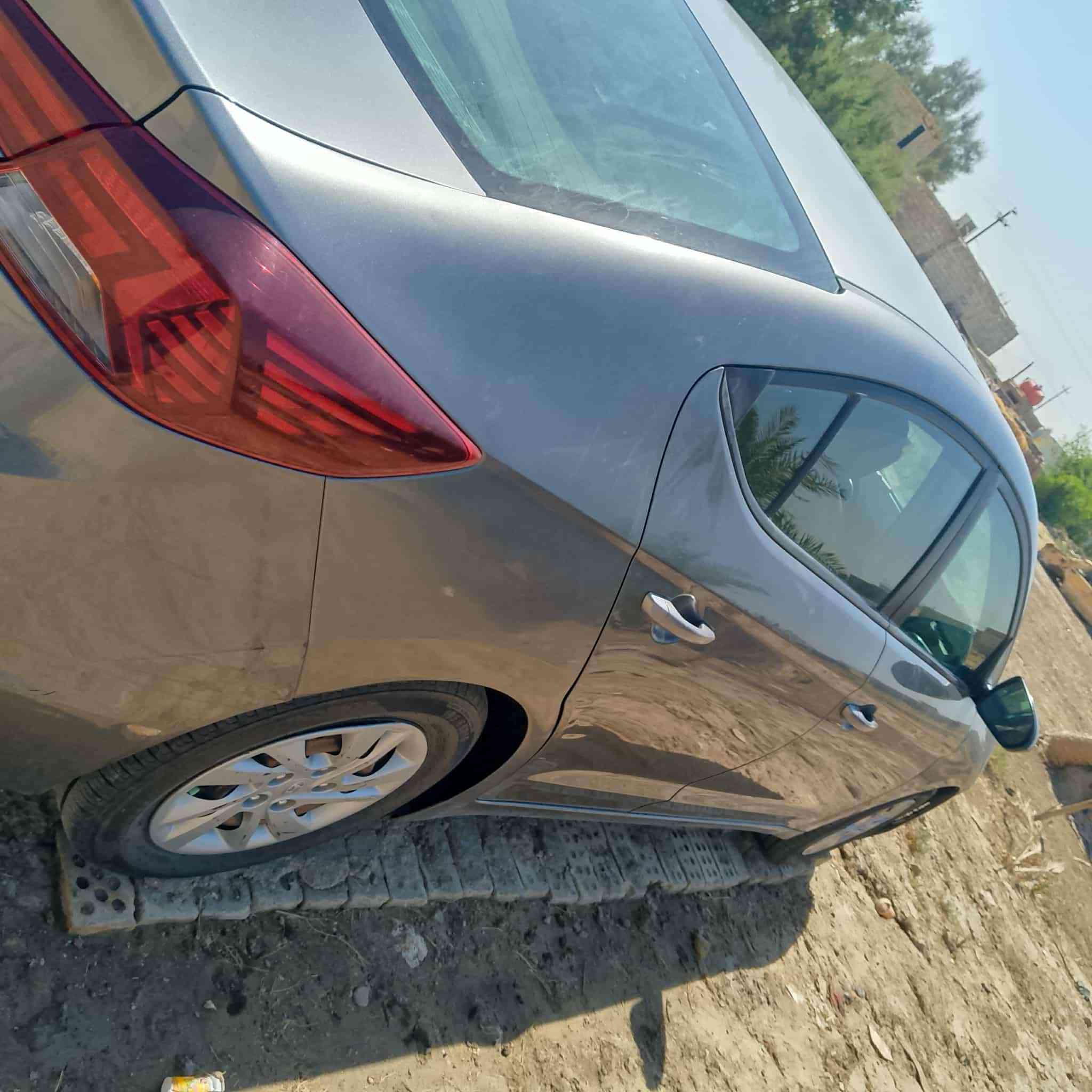 سلام عليكم
النتره مديل ٢٠٢٠
مريكي مكفوله من فتح وتبديل وضربه القويه
بيهي بس خشوم جاملغ المامي وباقي مكفوله
معوقيق باقي ٦ شر وصير حره
***********
