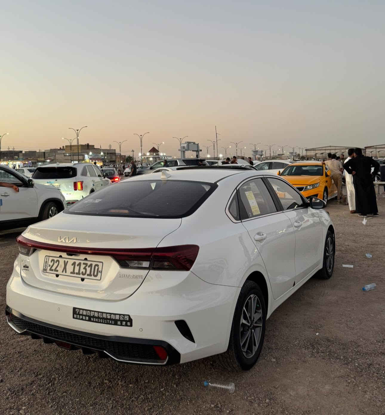 السلام عليكم.  
كيا كي ثري K3 موديل 24
تجميع الصين
فول  مواصفات

.
محرك 1500 دبل نوزل 
رقم اربيل  + تريد وكالة او تحويل 
 ماشية “ 29 الف 
 
🔴المواصفات 
✅️فتحة
✅️شاشه كامرة 
✅️تحكم ستيرن جهتين 
✅️بصمه 2 أبواب و بصمه تشغيل
✅️شاحن تايب سي شحن سريع 
✅️كير طياره 
✅️شاشه بالكير
✅️لايت لد زينون 3 عدسات متحركة + الخلفي هم لد متصل 

✅ أشاير لكزس️ متحركة 
✅المري الجانبية بيها ️اشاير + هيترات 
✅️صندوك ذكي بصمة ( يفتح عند الاقتراب )
✅️سايد بريك بصمة
✅️أوتو هولد (auto hold)
✅️درايف مود 4 وضعيات
✅️(sport+eco+smart+comfort)
شاشة عداد دجتل 
وبيها بعد مواصفات 

السيارة كفاله عامه ما عدا ملاحضات بسيطه كلش

للأستفسار اكثر التواصل على وتساب
***********
مكان السياره البصرة. كرمت علي . سكن المطار📍
