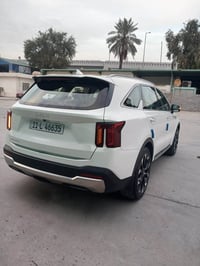 للبيع كيا سورنتو ٢٠٢٤ قماره حديد ٦سلندر ويل ٢٠ داته شو كراسي كهرباء ثل...