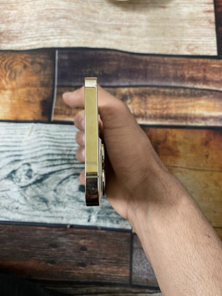 يالله 🤲🏻
متاح ايفون 13برو ماكس  
أمريكي نموذج M
كارتون ويا 
بطاريه 82 بلادي 
صرف لشحن فول 
ذاكره 256
الجهاز كلشي كامل 
فقط بي الكامره عليه غير معروف 
لان بيهه 6X وفوك ما تشتغل 
نضافه 100‎%‎
كأمره ☑️
‏فيس ايدي ☑️
اتصال ☑️
صوت ☑️
سلاسه ☑️
السعر 600وبي مجال بسيط 
مكان بابل شارع 80 👍🏻
*********** اتصل او واتساب
