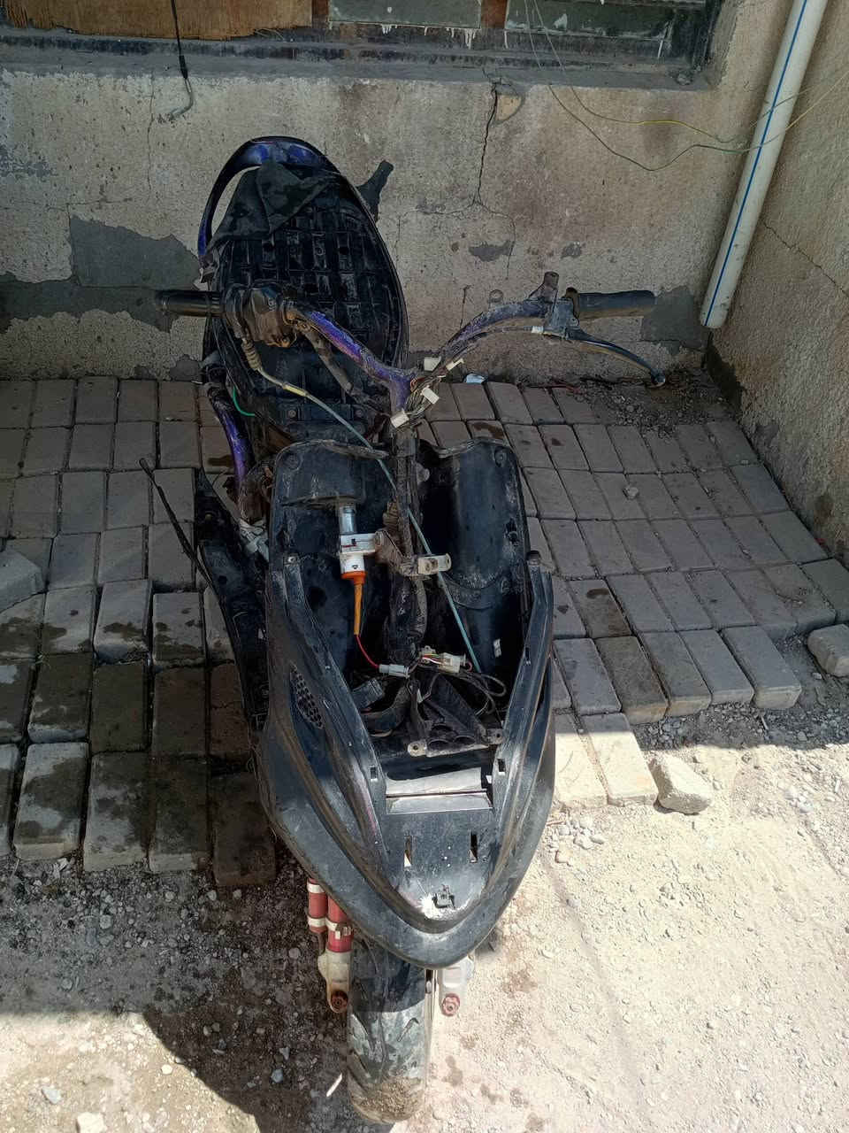 سلام عليكم دراجه ماكس قجمه كوم حديد مابيه شي عراضه موجوده بس لكفرات ماكو عراضه موجوده وكاملات دراجه حلوه رايده ب300 للاستفسار خاص


**إذا كنت صاحب هذا الإعلان وتريد حذفه لأي سبب، رجاءا أرسل رسالة إلى الدعم الفني**