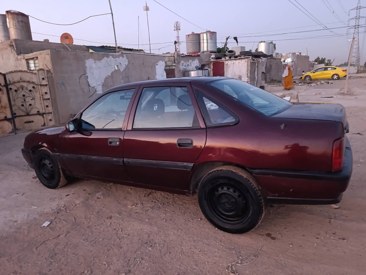 اوبل فكترا موديل 1990 لون ماروني حجم 20 كير محرك شرط صبغ عام جماليه بدون ضرر رقم جديد هزه جديده كابون ماستر كهربائية كيجات كلها شغاله يساره جاهزه شرط الوكاله والتحويل السعر 38 وبيها مجال بصيط 
 ***********
 ***********
