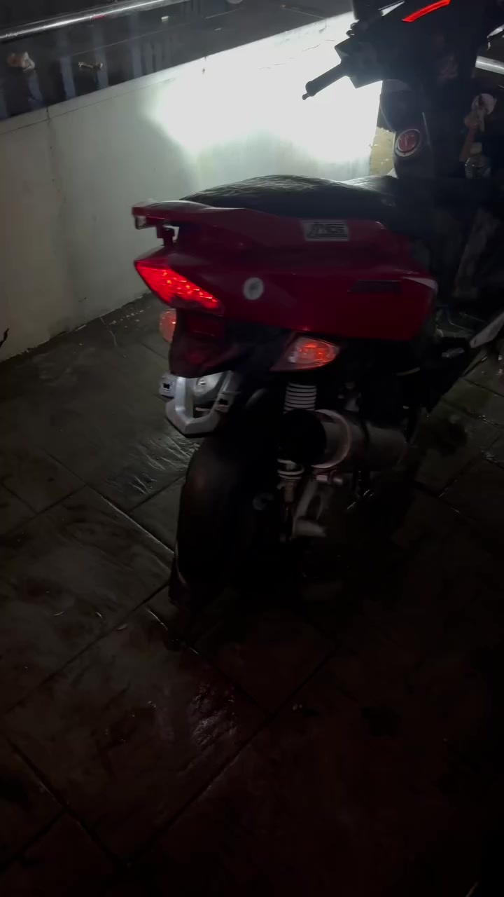 السلام عليكم شباب هاي الصالنصه للبيع صالنصه اصلي (مو تجاري📍) للدراجات 140 ترهم ع الجيتي ار وللثعلب وللسكنس عام السعر 85الف تجي تفحصها اذا طاكه او بيها لحيم تاخذها بلاش تشدها يمي وتشوفها اذا صوتها ماعجبك مرجوع مكاني الاعضميه الاستفسار ***********
