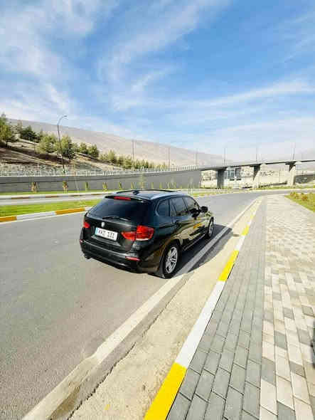 BMW X1 فول فول مؤديل 2012  4 پستني تؤربؤ  منئفئست تسديق يئك پارجه بؤياخ بئ ژورئ بئ ئيرباك نمونه يه له جواني هه مو گياني به شه رت زؤر زؤر به قوه ته سحر 90 محامله شوئن سؤران گؤرينه وه ش ده كه ين به شتئك به دلم بئ 
*********** سوران
