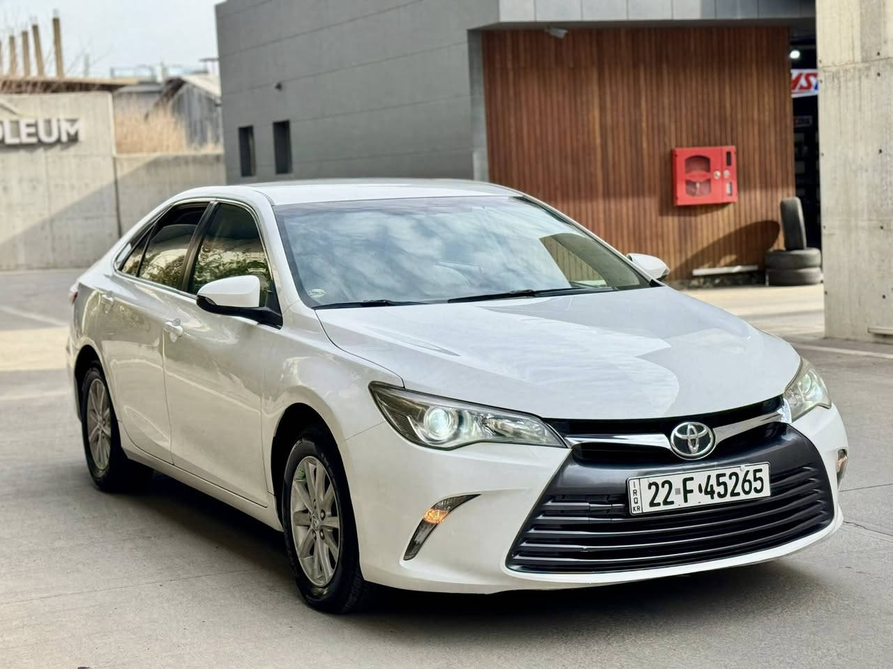 CAMRY 2016 GL
‎***********  واتساب
***********
‎کامری مودیل2016 خليجي صفر شریکة ساز ضمان باب اول لون ابیض سلجی ،ماشیة٨٨  الف،حجم محرک2500, 4 سلندر 
 ،
بدون صبغ  بدون  حالوب ،سیارە حیل حیل حلوة،سنویە جدید حتــــی 2029نفس یوم تحویل حاضر،٢سویج بیلادی موجود سبیر ما انزل،تاقم إطارات یوکوهاما بیلادی،مکان سیارة سلیمانیة
‎مواصفات معروفة
‎شاشة
‎حساسات خلفی
‎تبرید +مرکزی
‎تحکمات ستیرن
‎ستة ایرباگ
‎مرایا ئیشارة و کهرباء
‎تحدید سرعة
‎گیر محرک تاقم صدر تاقم ایطارات کل جدید سیارە مابی ای نقس
‎سعر :175  $ شویە بی مجال
*********** واتساب
