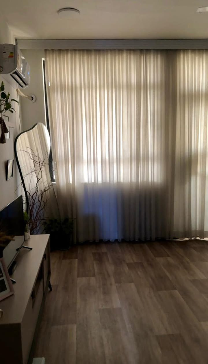 دار للبيع
العنوان | حي الجهاد ،  ديوان الضباط
المساحة | ١٣٠ م
الطابق الاول بي مدخلين ( صالة ، مطبخ +كاونتر تركي ايضاً ، هول داخلي ، غرفة نوم ، منورين ، حمام غربي ، حمام شرقي )
الطابق الثاني بي ٣ غرف وحمام، وحدة منهن ماستر (حمام + بالكونة )
البيت بي كراج يكفي سيارة
البيت بناء 2021
الواجهه 5.30
نزال 25
البيت طابو صرف ماكو عليه اي قروض او ديون او ورثة وخارطته حلوة ونفه
المنطقة هادئة وشوارعها مبلطة وبيها كل الخدمات والبيت قريب على الشارع العام
وهاي صور لبعض الغرف بالبوست
للاتصال على الرقم  : ***********
