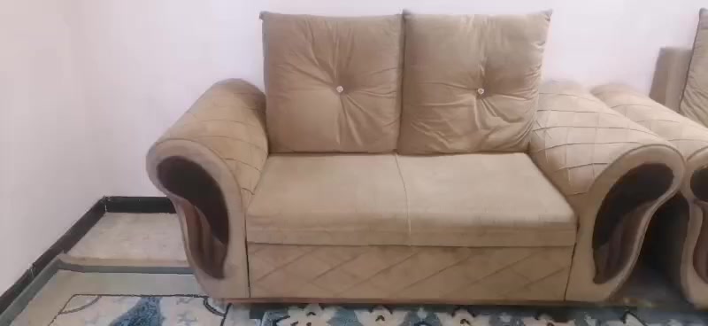 تخم عشر مقاعد نضيف السعر ٣٥٠وبي مجال


**إذا كنت صاحب هذا الإعلان وتريد حذفه لأي سبب، رجاءا أرسل رسالة إلى الدعم الفني**