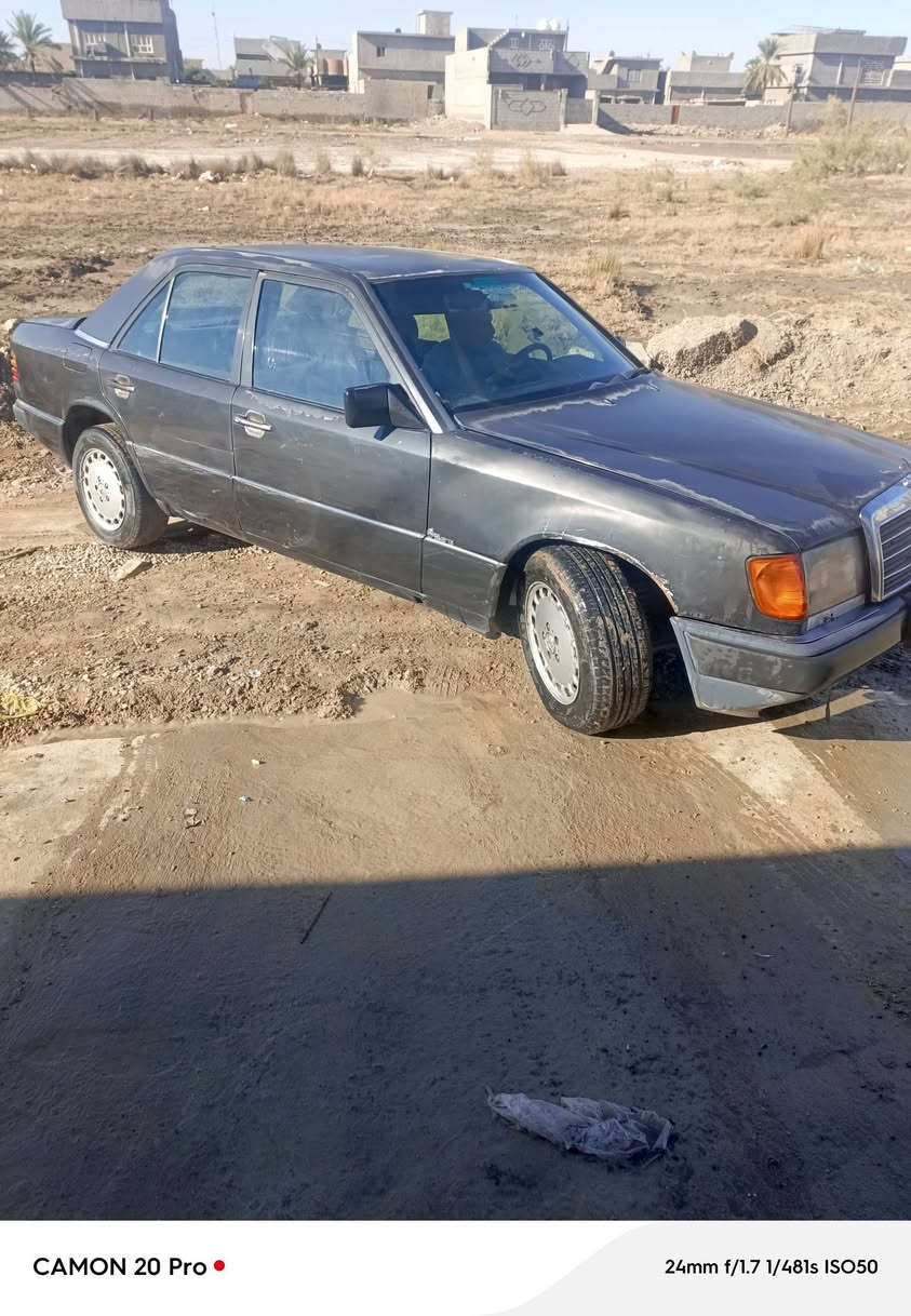 مرسيدس دبه للبيع موديل 91 رقم ديالى سياره باسمي مكان السياره ديالى بلدروز سياره خير من الله نظيفه كلش بس يراد لها محرك لان محركها قايم سياره قاعده دبلات نظيفه سياره اي اخياس ما بيها والسياره ما مصبوغه بلاديه والسياره يرادلها فقط محرك سعرها 45 وبيها مجال للشراي واي استفسار اتصل على هذا الرقم 0750092100


**إذا كنت صاحب هذا الإعلان وتريد حذفه لأي سبب، رجاءا أرسل رسالة إلى الدعم الفني**