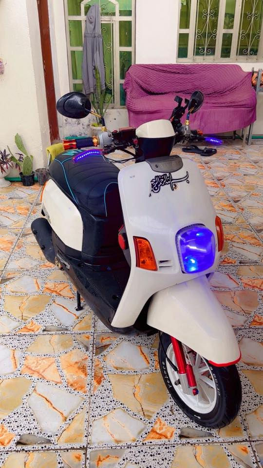 بوليس للبيع
ماطور نضيف حيل
كلشي مناقصه بس تشغل وتطلع
بوشه 55
الماطور مرتب وعليه تزويد 
السعر 550
 للاستفسار 
***********
